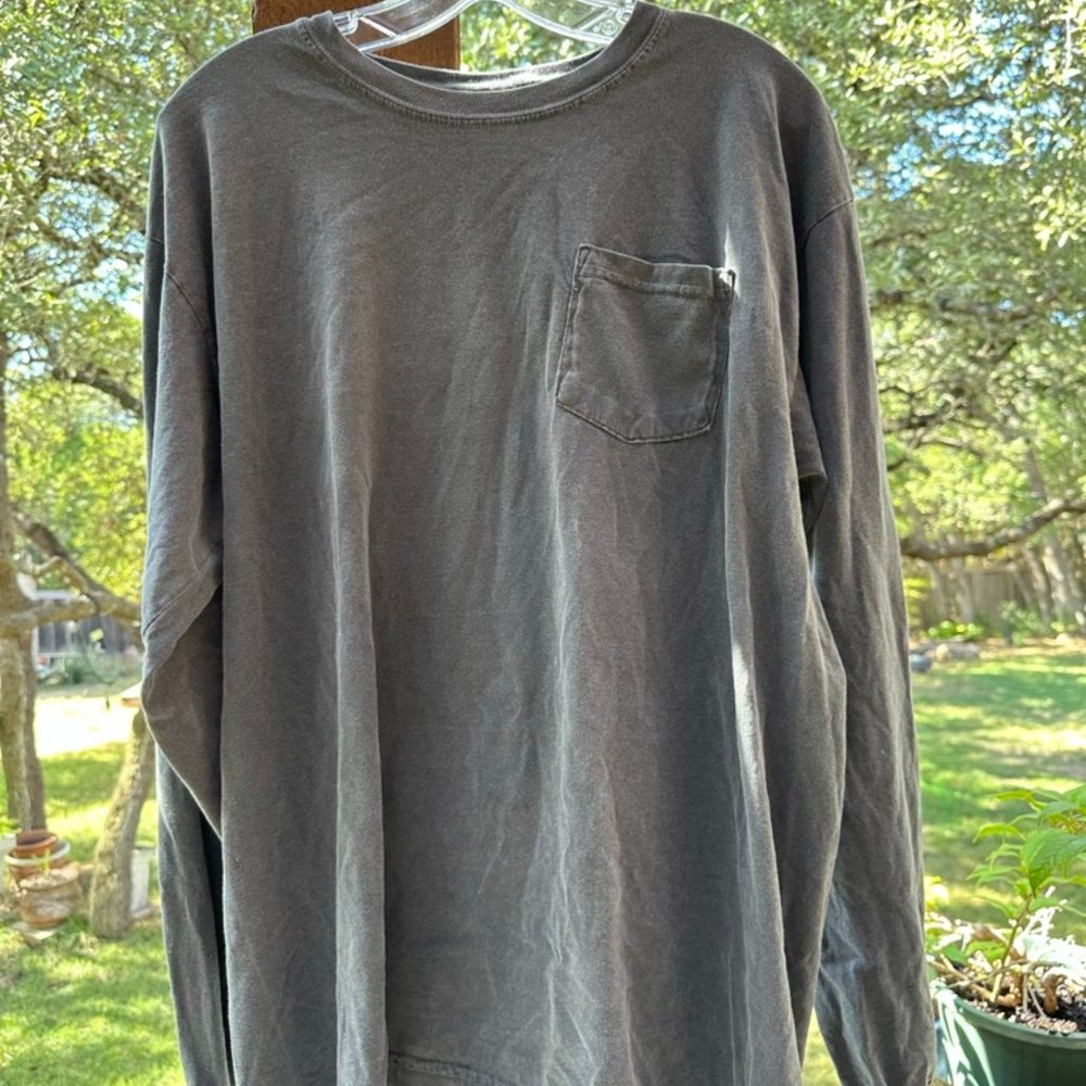 Large grey Comfort Colors t-shirt